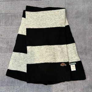 Roots Black and Grey Scarf